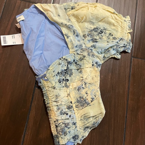 Urban outfitters  Kyra Ruched Blouse in blue Multi - Picture 8 of 9